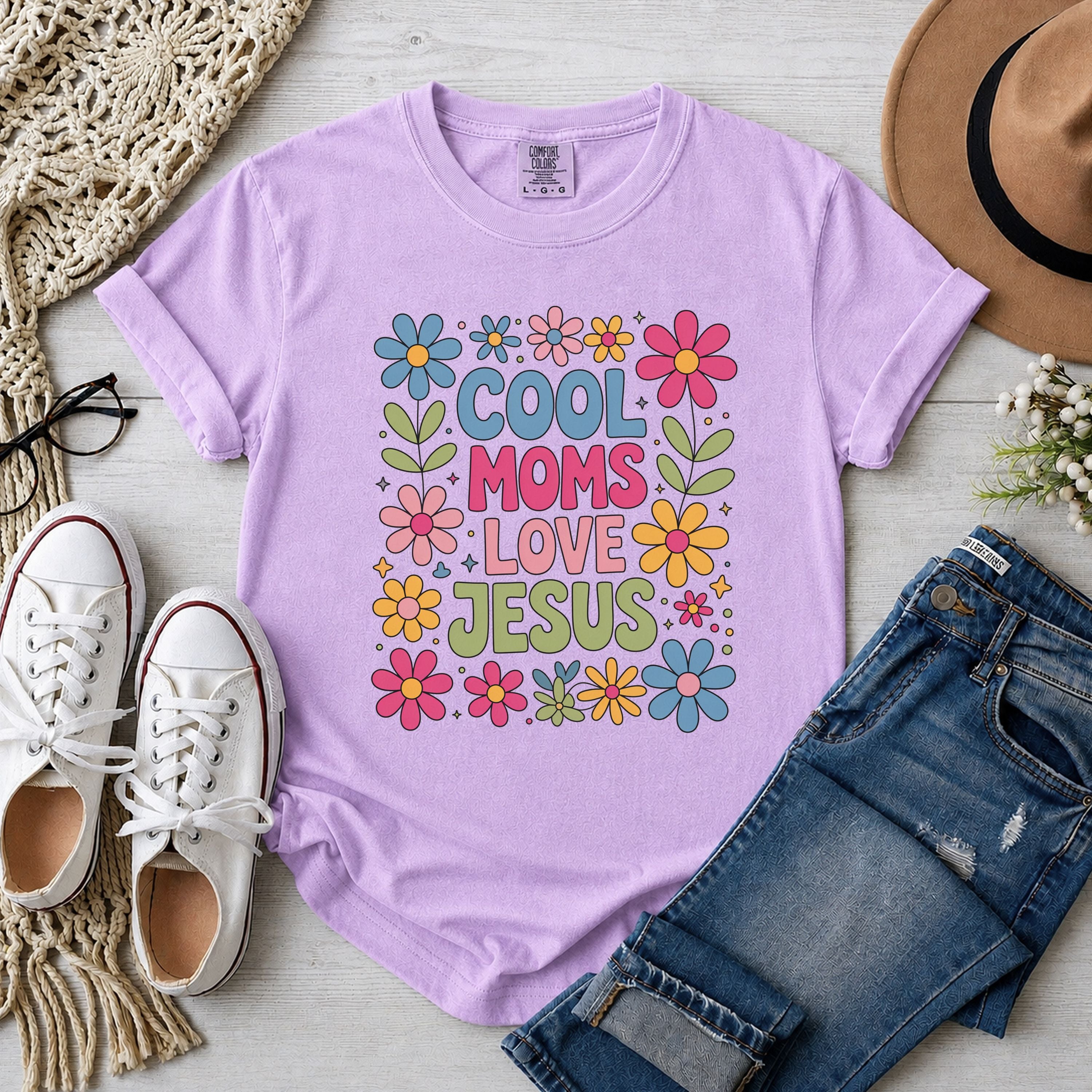 Cool Moms Love Jesus Retro Floral T-Shirt